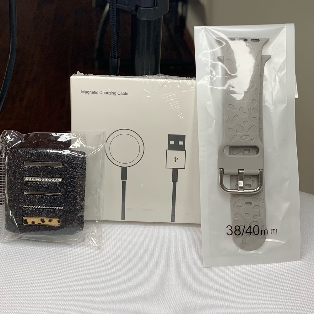 Gray animal print band for Apple watches 38/40mm And magnetic charging cable